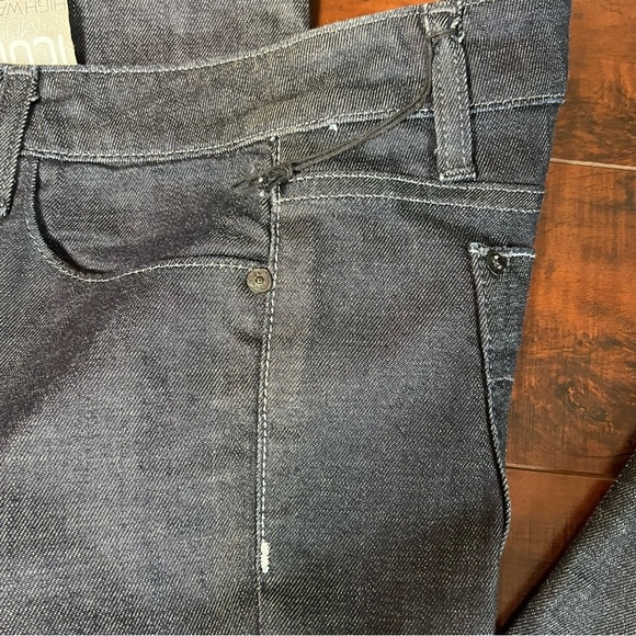 JOE’S JEANS The Icon Muse Boot Cut Geneveve Dark Wash Mid Rise Size 28 - Picture 11 of 12